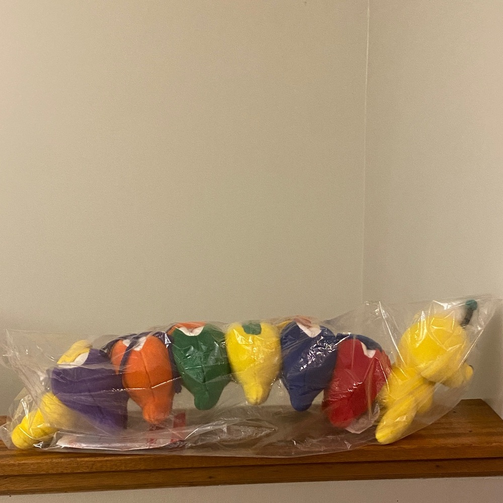 New in Bag Discovery Toys - Vintage Dress A Pillar